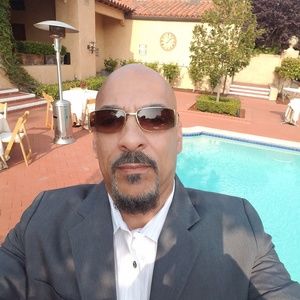 Meet your Posher, Curtis